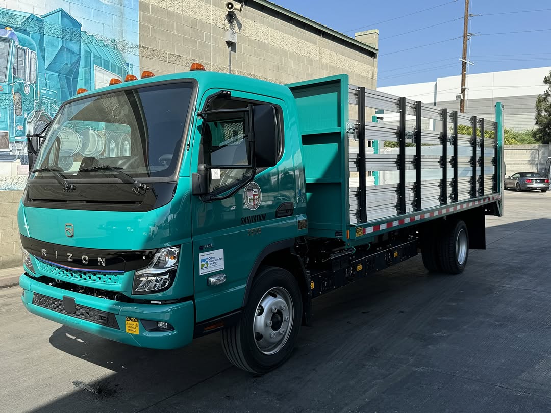 LA Sanitation electric fleet truck
