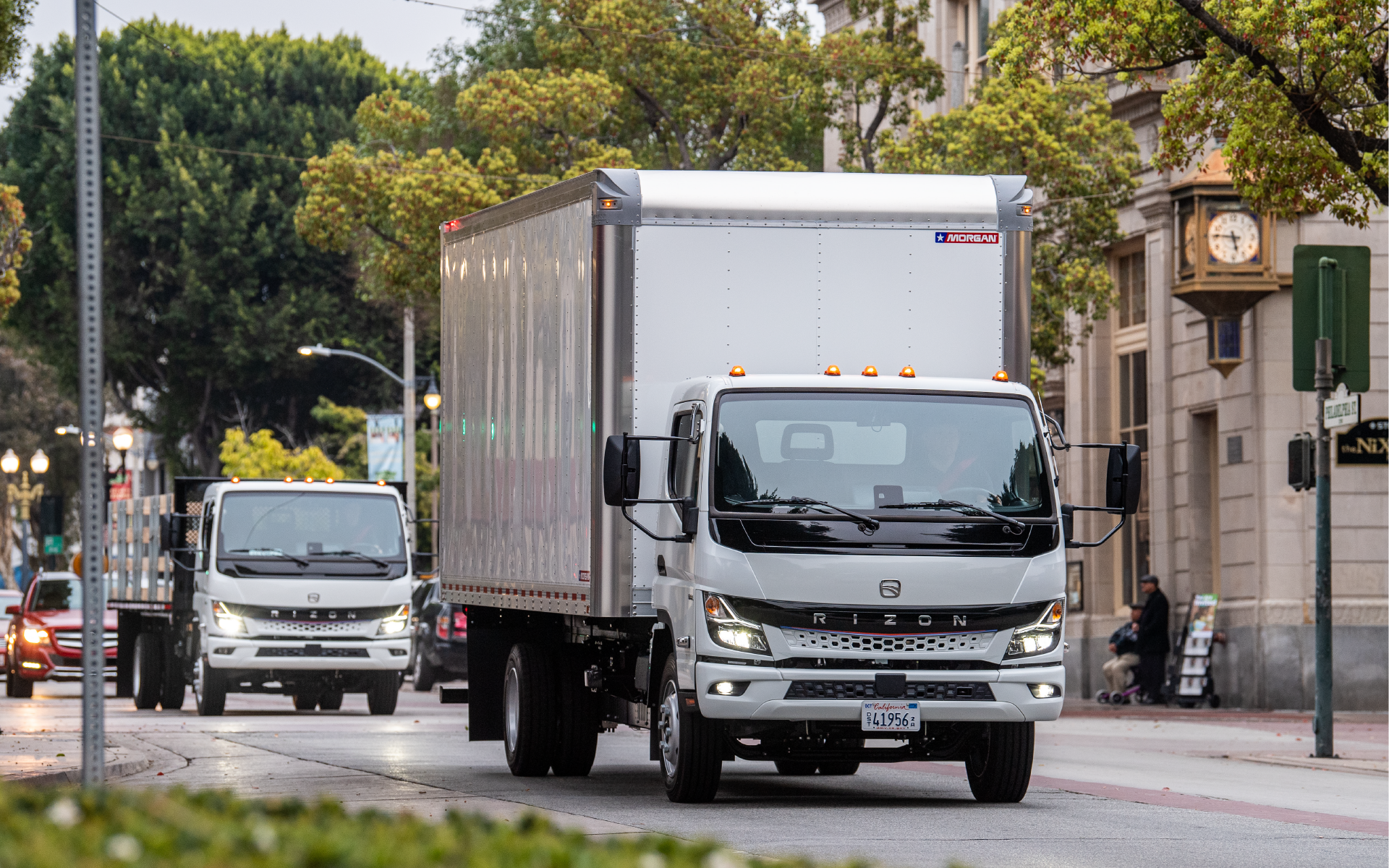 electric commercial vehicle
